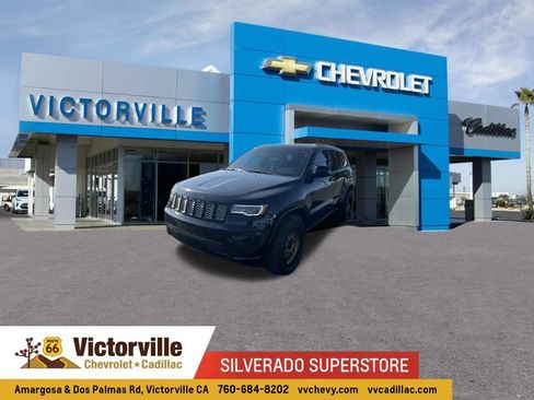 Used 2020 Jeep Grand Cherokee Altitude AWD/4WD image 1