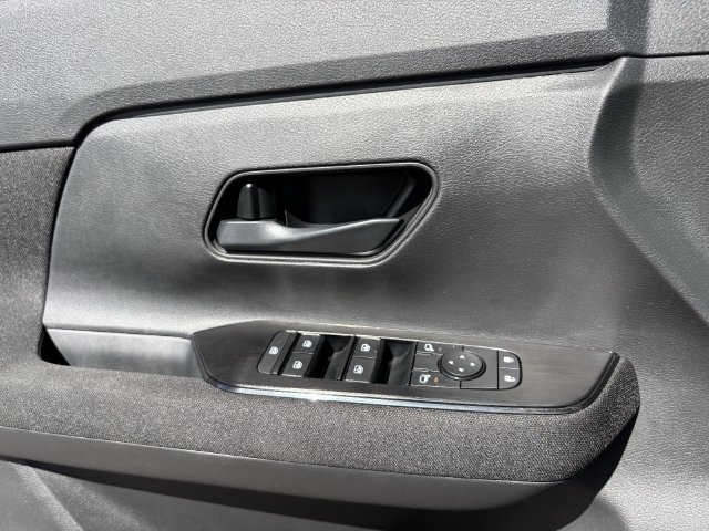 Used 2026 Nissan Kicks S FWD image 21