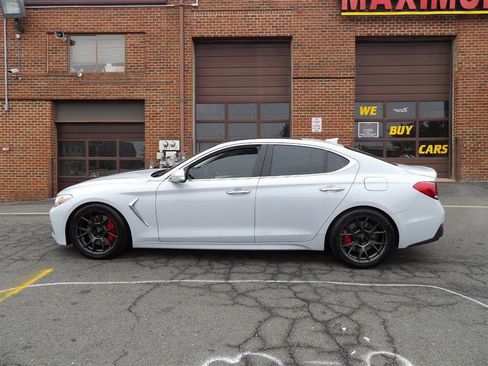 Used 2020 Genesis G70 3.3T image 2