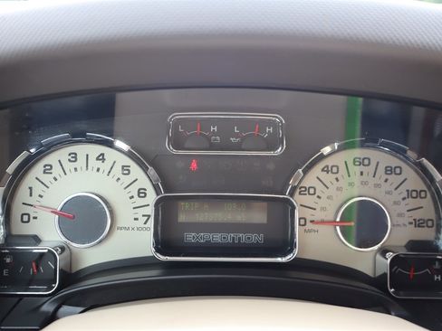 Used 2009 Ford Expedition EL 4WD image 24