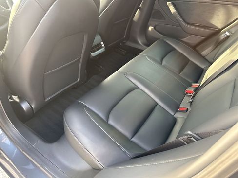 Used 2020 Tesla Model 3 Performance image 18