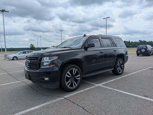 Used 2020 Chevrolet Tahoe Premier AWD/4WD image 2
