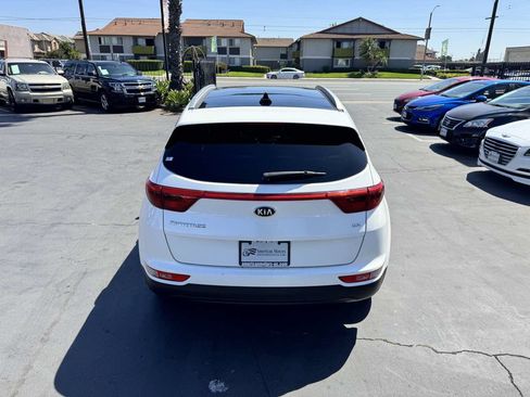 Used 2017 Kia Sportage EX w/ EX Premium Package FWD image 4