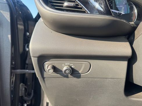 Used 2023 Buick Envision Essence w/ Sport Touring Package AWD/4WD image 19