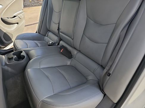 Used 2018 Chevrolet Volt LT w/ LT Driver Confidence Package image 13