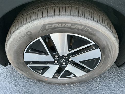 New 2026 Hyundai Ioniq 9 SEL image 9