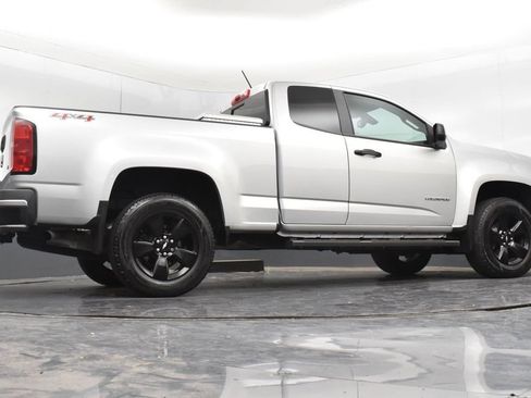 Used 2018 Chevrolet Colorado LT AWD/4WD image 22