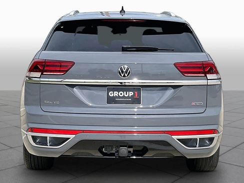 Used 2022 Volkswagen Atlas Cross Sport SEL R-Line w/ Cross Sport MDO Package AWD/4WD image 5