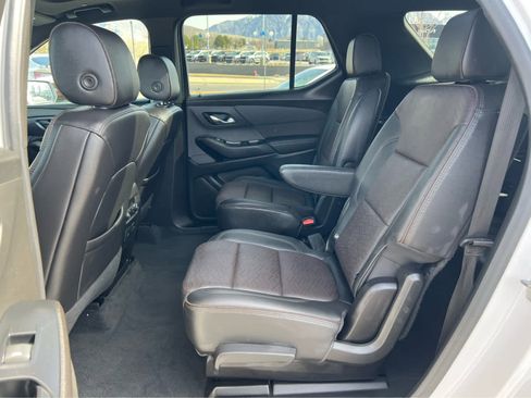Used 2023 Chevrolet Traverse High Country image 27