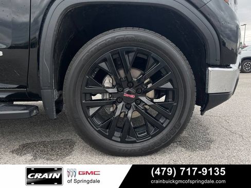 Used 2022 GMC Sierra 1500 SLT w/ SLT Premium Plus Package AWD/4WD image 30