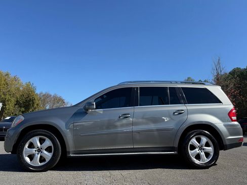 Used 2012 Mercedes-Benz GL 450 4MATIC image 2