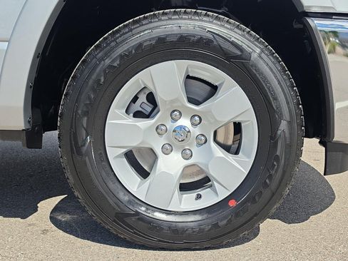 New 2026 RAM 1500 Big Horn AWD/4WD image 12