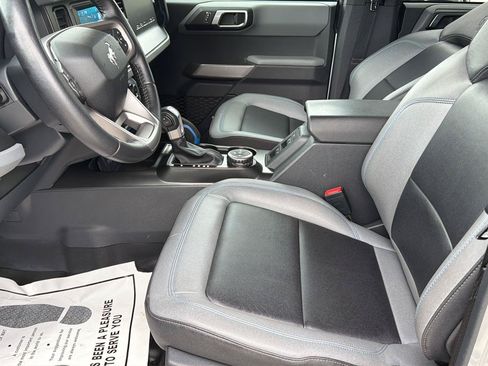 Used 2022 Ford Bronco Black Diamond AWD/4WD image 13