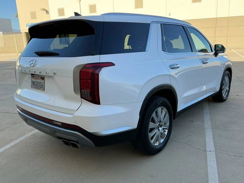 Used 2024 Hyundai Palisade SEL FWD image 5