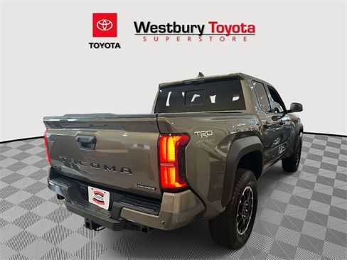 Certified 2025 Toyota Tacoma TRD Off-Road image 7