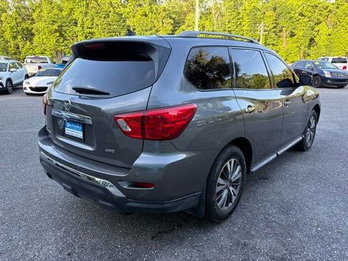 Used 2020 Nissan Pathfinder S image 5