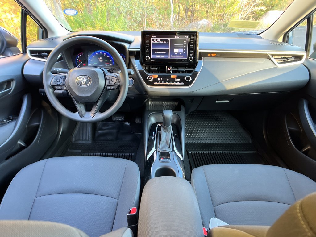 Used 2022 Toyota Corolla LE FWD image 13