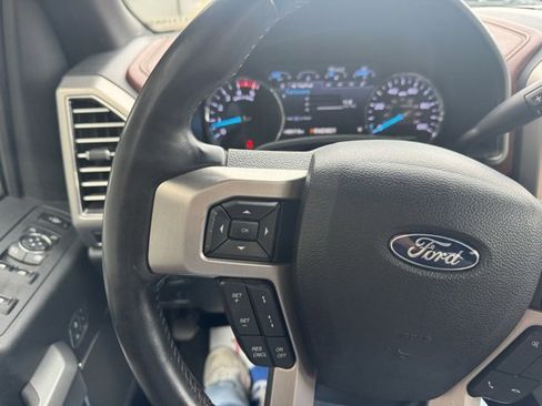 Certified 2019 Ford F350 Platinum w/ Platinum Ultimate Package image 13