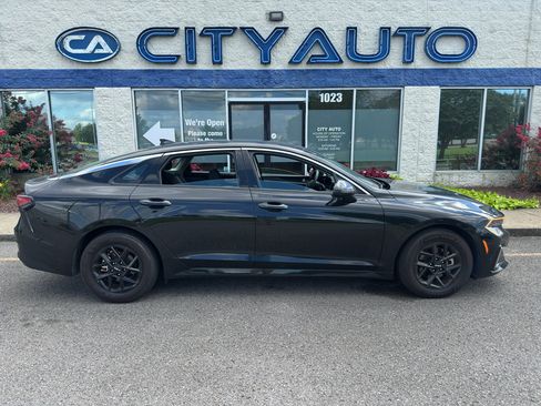 Used 2025 Kia K5 LXS FWD image 3