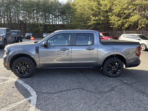 Used 2024 Ford Maverick Lariat w/ Black Appearance Package image 4