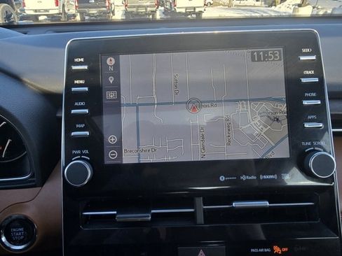 Used 2020 Toyota Avalon Limited image 20