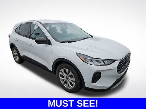 Used 2024 Ford Escape Active image 13