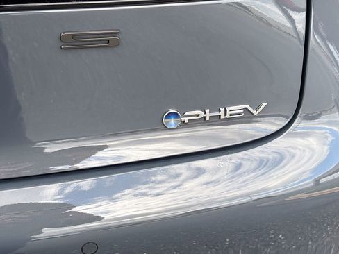 New 2026 Toyota Prius Plug-In Hybrid XSE Premium image 7