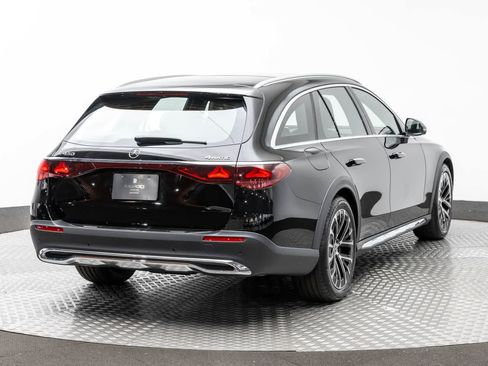 Used 2026 Mercedes-Benz E 450 4MATIC All-Terrain Wagon image 22