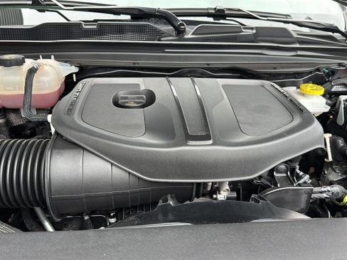 Used 2025 RAM 1500 Big Horn AWD/4WD image 31