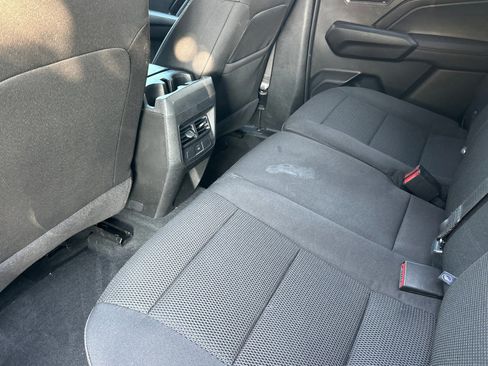 Used 2024 Chevrolet Colorado LT w/ LT Convenience Package image 12