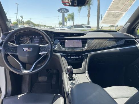 Used 2024 Cadillac XT6 Premium Luxury w/ Technology Package AWD/4WD image 20