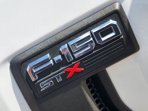 Used 2021 Ford F150 XL w/ STX Appearance Package RWD image 17