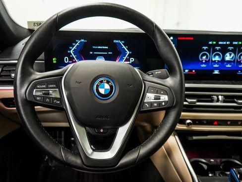 Used 2023 BMW i4 eDrive40 w/ Premium Package RWD image 16