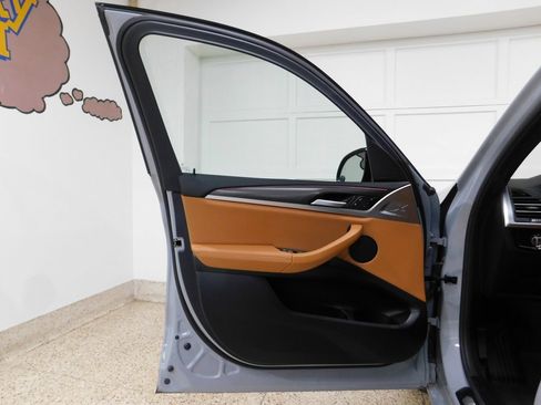 Used 2024 BMW X3 xDrive30i image 23