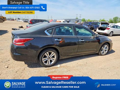 Used 2014 Nissan Altima 2.5 SV w/ Convenience Package FWD image 4