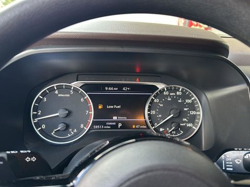 Used 2022 Nissan Rogue SV image 20