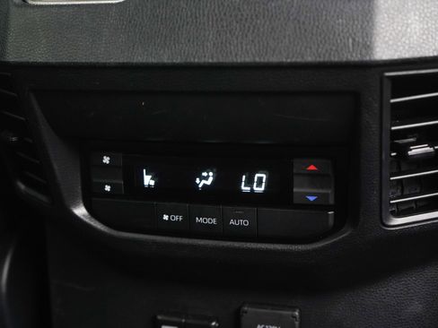 Used 2025 Toyota Sequoia SR5 w/ SR5 Premium Package AWD/4WD image 17