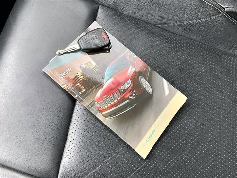 Used 2016 Jeep Compass High Altitude image 14