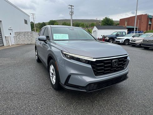 Used 2024 Honda CR-V LX image 2