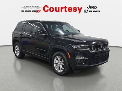 Certified 2022 Jeep Grand Cherokee Limited w/ Luxury Tech Group II