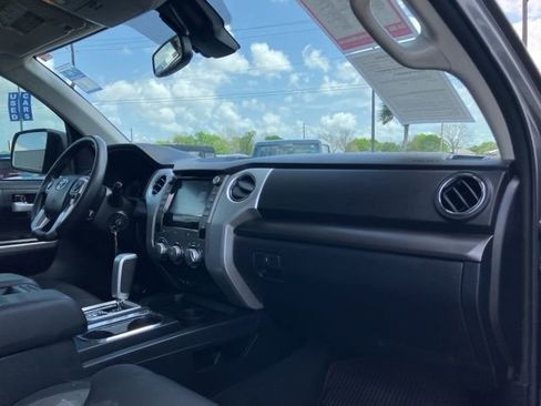 Used 2020 Toyota Tundra SR5 w/ SR5 Upgrade Package RWD image 11