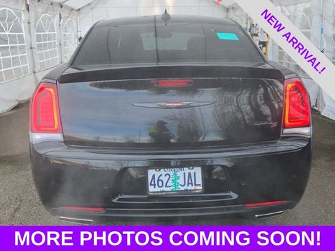 Used 2022 Chrysler 300 S w/ Comfort Group image 13
