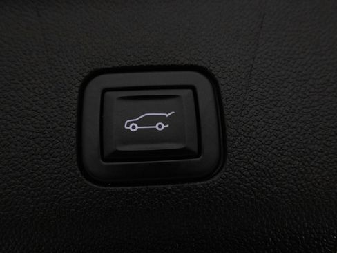 Used 2021 Chevrolet Tahoe LT w/ Rear Media and Nav Package image 34