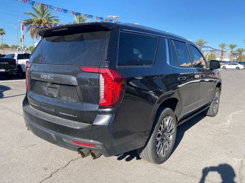 Used 2024 GMC Yukon Denali Ultimate AWD/4WD image 6
