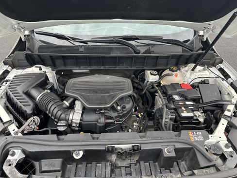 Used 2019 GMC Acadia SLT w/ Black Edition image 10