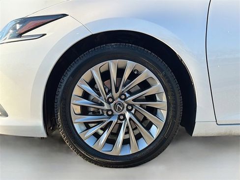 Used 2022 Lexus ES 350 Ultra Luxury image 43
