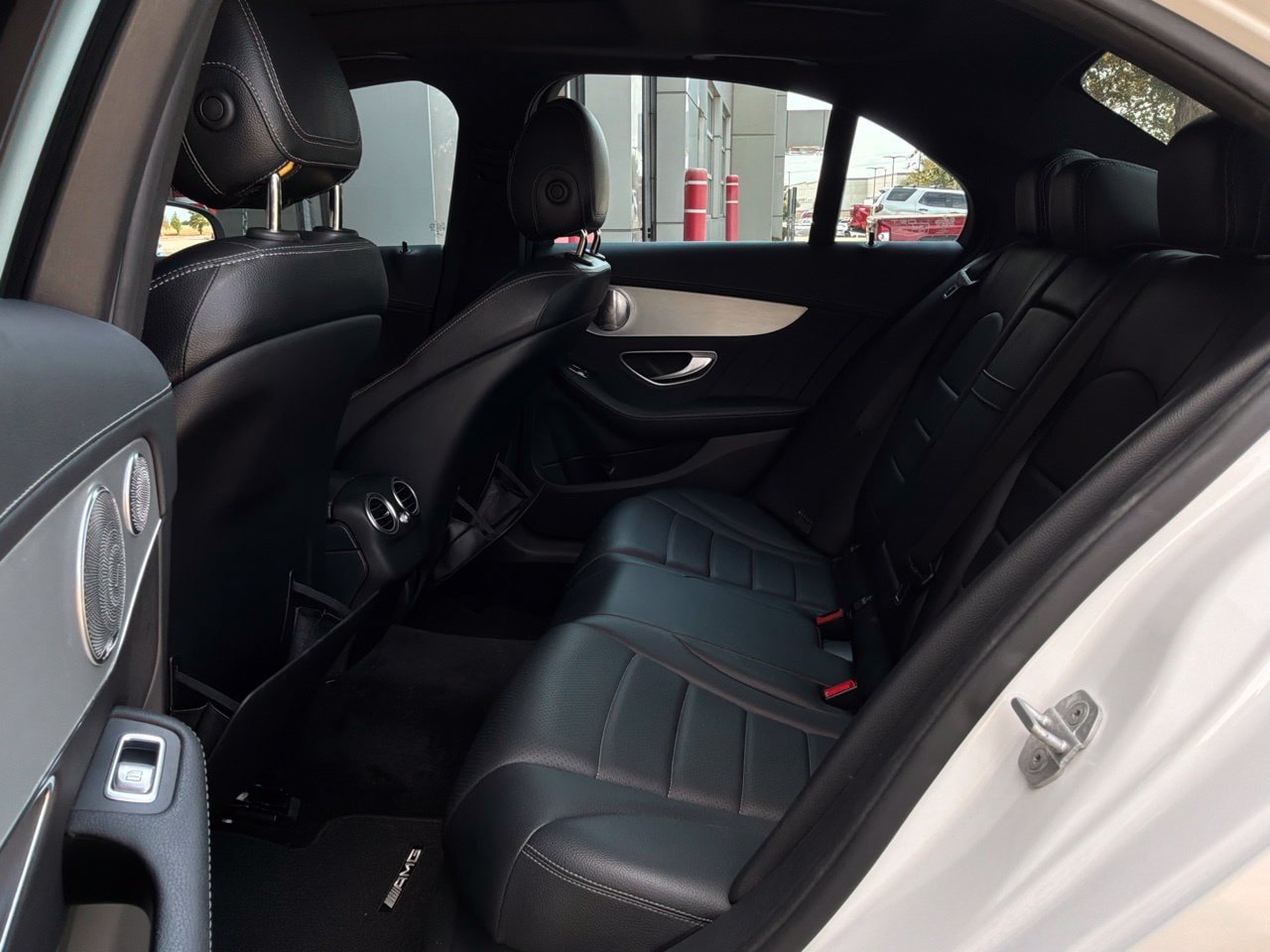 Used 2015 Mercedes-Benz C 400 4MATIC image 13