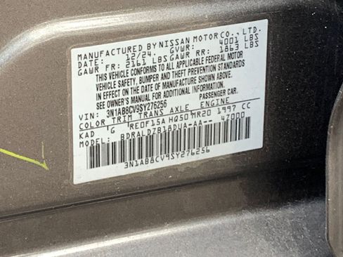 Used 2025 Nissan Sentra SV image 10