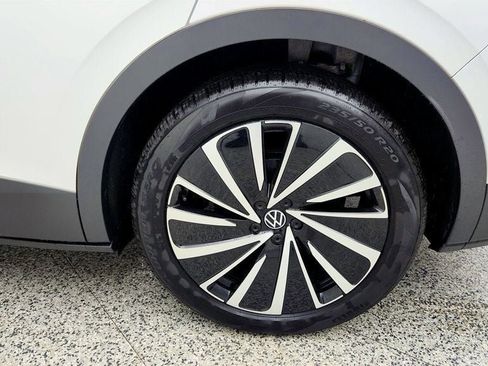 Used 2024 Volkswagen ID.4 S RWD image 9