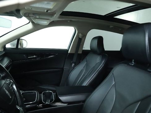 Used 2022 Lincoln Nautilus Reserve image 20